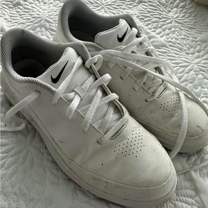 Nike youth golf shoes